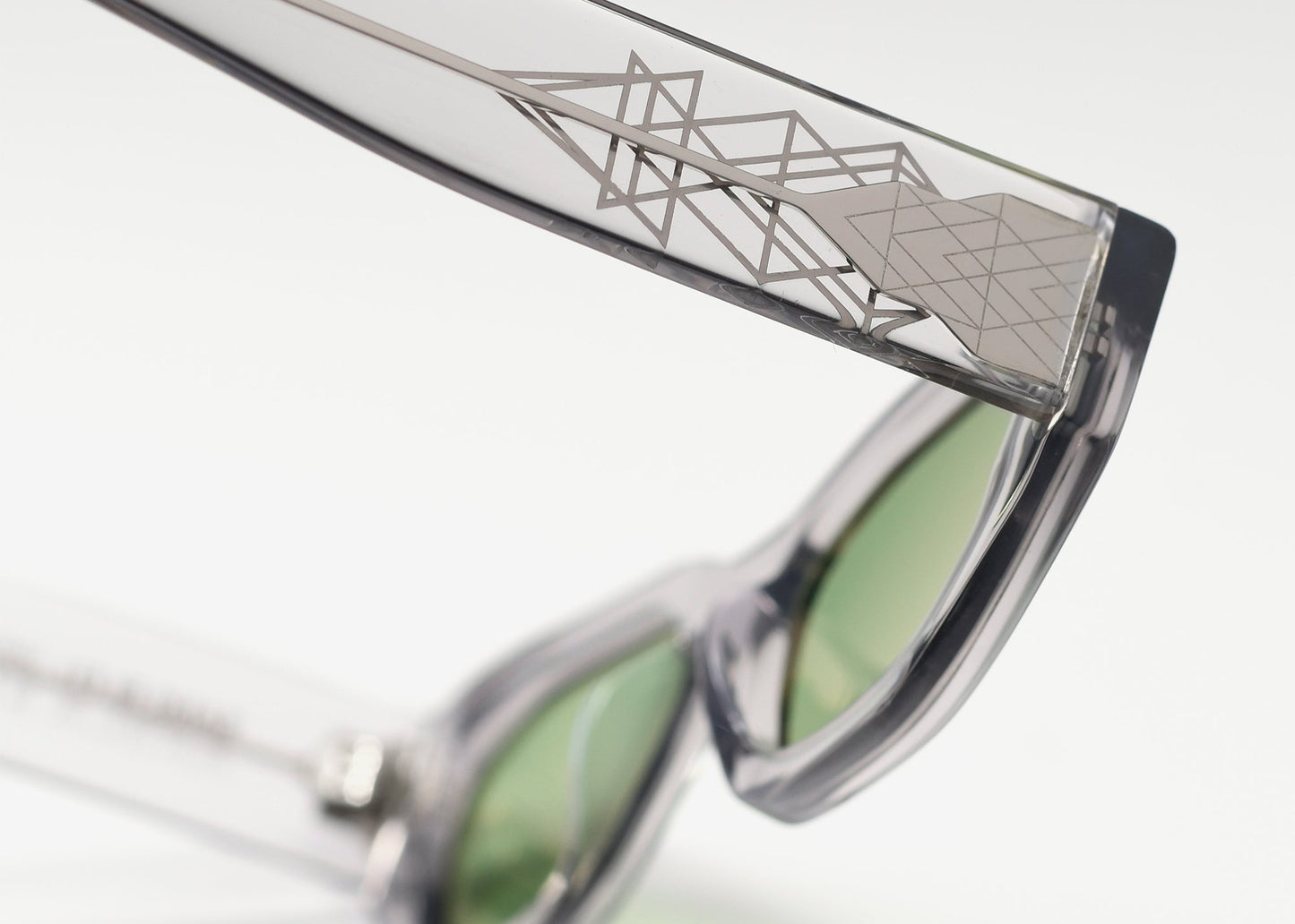 AKILA X SANG BLEU – VANTAGE 3.0 – Light Grey